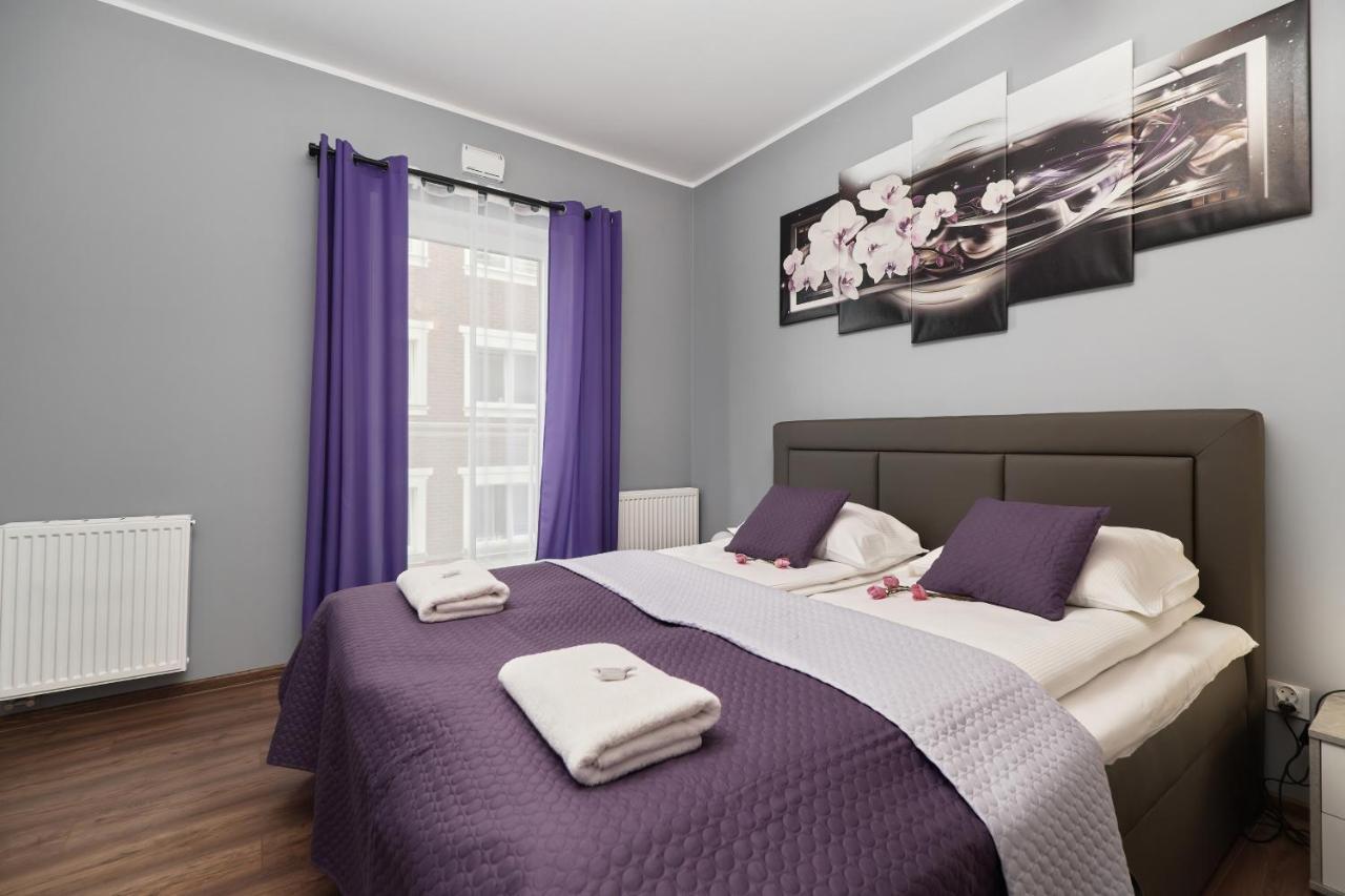 Apartments Wroclaw Jana Pawla II With Free Parking Wroclaw By Noclegi Renters Exteriér fotografie