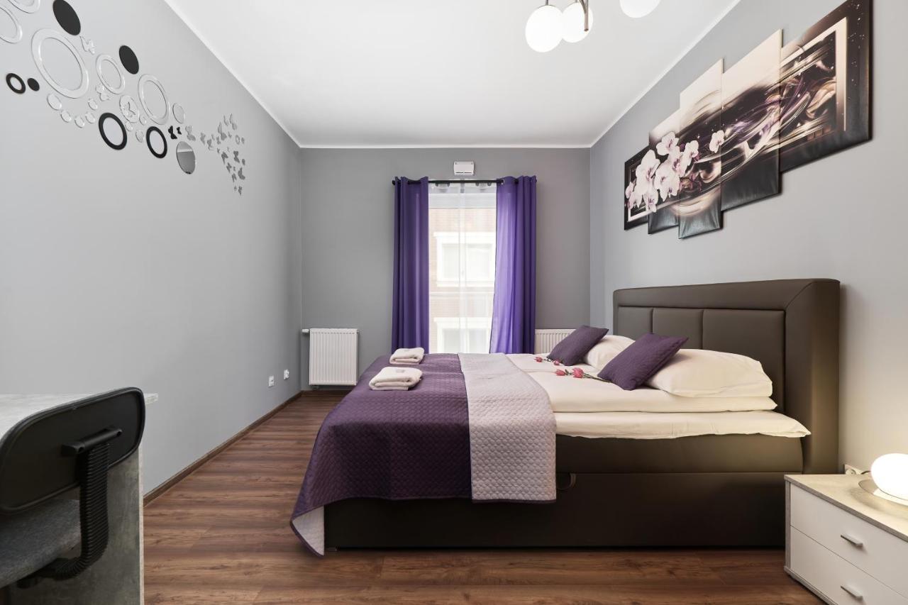 Apartments Wroclaw Jana Pawla II With Free Parking Wroclaw By Noclegi Renters Exteriér fotografie